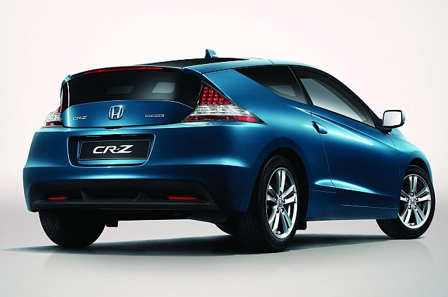 Honda CR-Z se začne prodávat ještě během letošního roku.