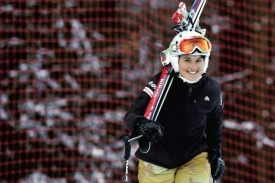 Akrobatická lyžařka Nikola Sudová.