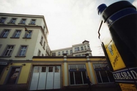 Karlovarská likérka Jan Becher - Karlovarská Becherovka.