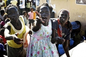 Haiti je v současnosti odkázáno na zahraniční pomoc.