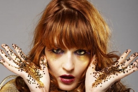 Florence And The Machine je st&aacute;le skloňovaněj&scaron;&iacute; jm&eacute;no.