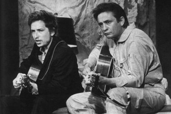 Dvě zásadní jména: Bob Dylan a Johnny Cash.