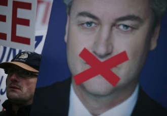 Chtějí ho umlčet. Za svobodu slova. Wildersovi fanoušci před soudem.