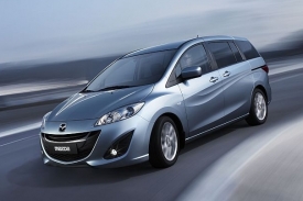 Nová Mazda 5 nabídne opět dvojici odsuvných zadních dveří.