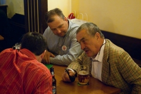 Karel Schwarzenberg by podle Kasala nazývat černoprdelníky své lidovce