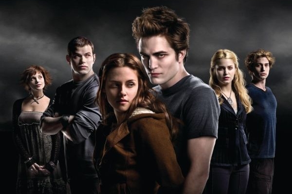 Hrdinové série Stmívání (Twilight). 
