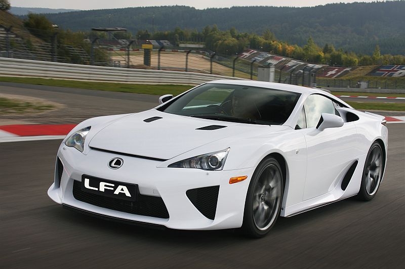 Lexus LFA vznikne jen v 500 exemplářích.