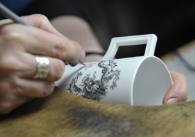 Míšeňské porcelánce je 300 let.
