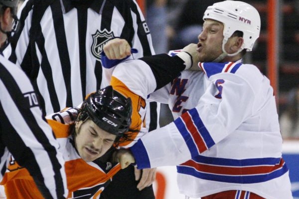 Sean Avery mstí Mariána Gáboríka...