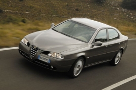 Alfa 166 čeká na nástupce už od roku 2007.