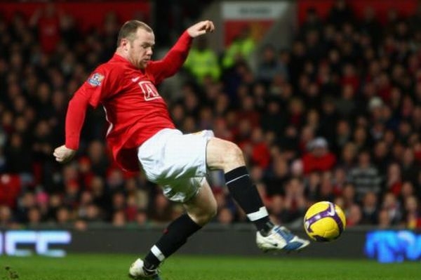 Wayne Rooney je už od roku 2004 oporou United.