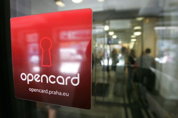 Smlouva o Opencard se má do 14 dnů změnit.