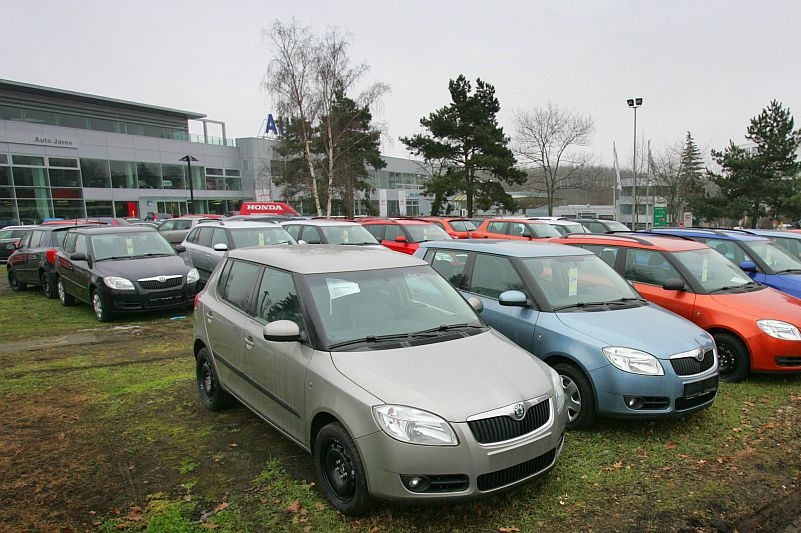 Škoda Roomster se v nejlevnější verzi dostala na 263 tisíc korun.