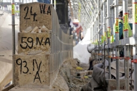 Petici za zastavení oprav ostu podepsalo 40 tisíc lidí.