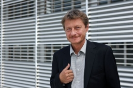 Richard Medek mus&iacute; vyře&scaron;it probl&eacute;m, kter&yacute; st&aacute;l hlavu b&yacute;val&eacute;ho ředitele