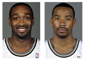 Dvojice pistolníků. Gilbert Arenas (vlevo) a Javaris Crittenton.