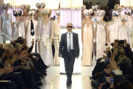 M&oacute;dn&iacute; guru Karl Lagerfeld.