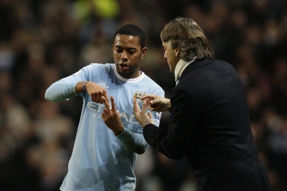 Robinho odchází hostovat do mateřského klubu Santos.