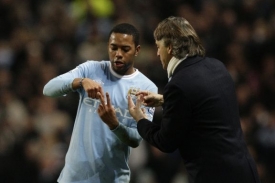 Robinho odchází hostovat do mateřského klubu Santos.