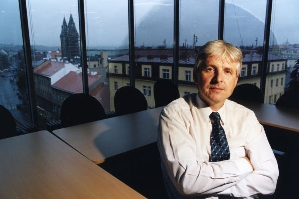 Jiří Rusnok bude pomáhat Miloši Zemanovi. 
