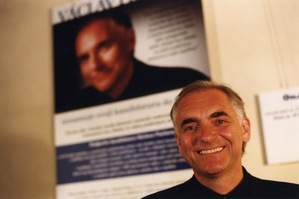 Fischer změnil názor a nechá cestovní kancelář používat své příjmení.