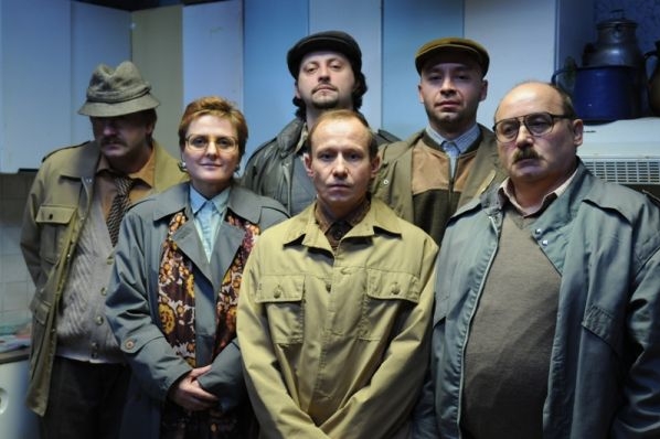 Nový český film Pouta.