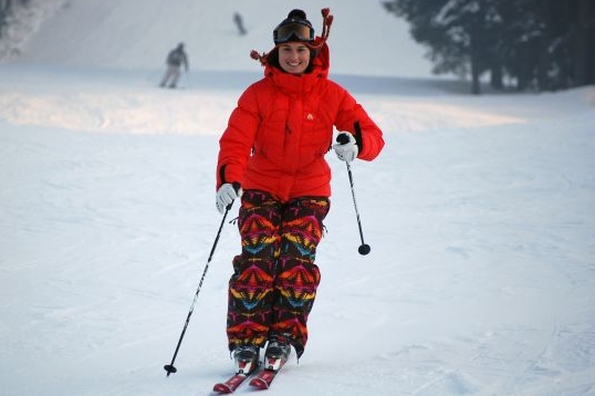 Nikola Sudová zkouší, jakou zátěž snese její zraněné koleno.