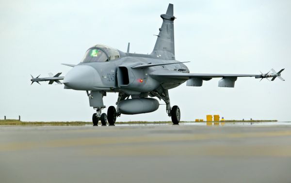 Další vyšetřování údajných úplatků při nákupu gripenů iniciuje ODS.