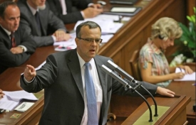 Miroslav Kalousek Paroubkova obvinění ostře odmítl.