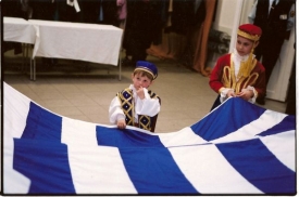 Dodržují tradice, ale do Řecka se nechystají. Řecký ples v Krnově.