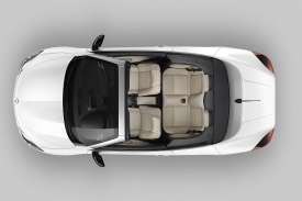 Renault Mégane CC se představí na autosalonu v Ženevě.