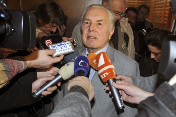 Advokát Rudolf Fori obhajoval vraždícího pedofila Nováka.