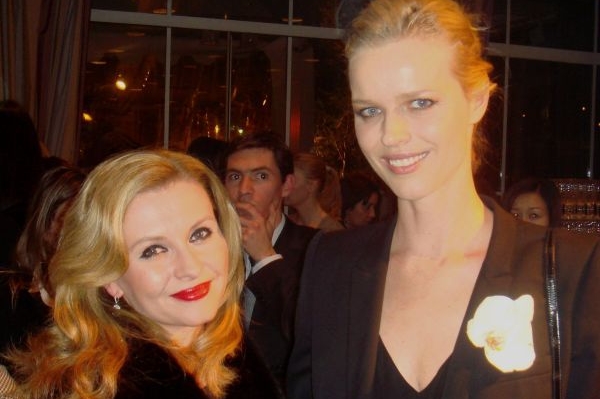 Dana Morávková (vlevo) a modelka Eva Herzigová.