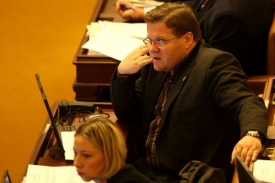 Zdeněk Škromach (ČSSD) sleduje, jak se ODS znovu snaží o obstrukce.
