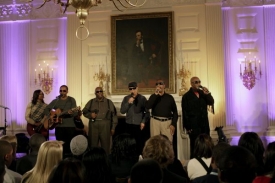 Na koncertě vystoupili i Blind Boys of Alabama.