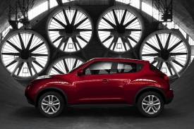 Nissan Juke je dlouhý 4,135 metru, podobně jako Kia Soul.