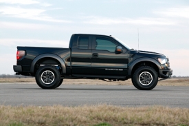 Tento Ford F-150 má standardně pohon všech kol.