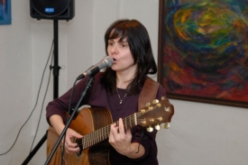 Hanka Čechová: šanson nebo folk?