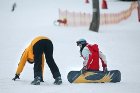 Čtyři čeští snowboardisté strhli v Itálii lavinu (ilustrační foto).