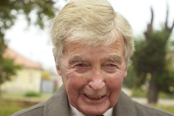 Dick Francis zemřel v 89 letech.