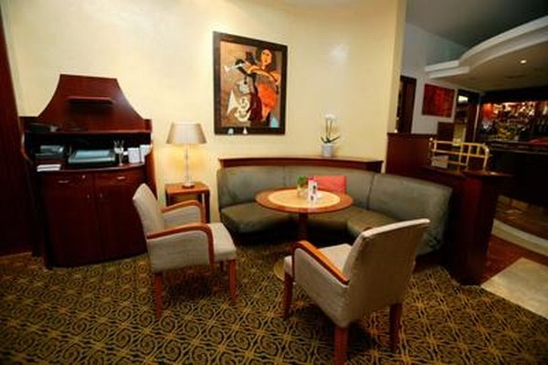 Řetězci InterContinental srazila krize zisk o třetinu.
