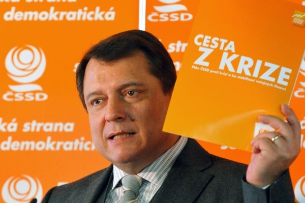 Paroubka sponzoruje jeho štědrý kamarád Tomáš Melich.