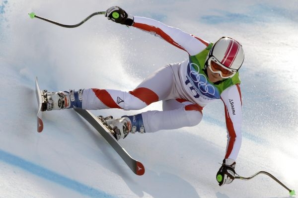 Vítězka Andrea Fischbacherová na trati super-G. Vítězka Andrea Fischbacherová na trati super-G.