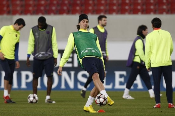 Zlatan Ibrahimovič (uprostřed) se s Barcelonou chystá na Ligu mistrů.
