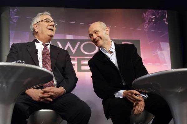Šéf WTO Pascal Lamy (vpravo) na setkání finančních špiček v Davosu. Šéf WTO Pascal Lamy (vpravo) na setkání finančních špiček v Davosu.