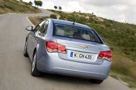 Chevrolet Cruze je velmi vyváženým autem a pomáhá mu nízká cenovka.