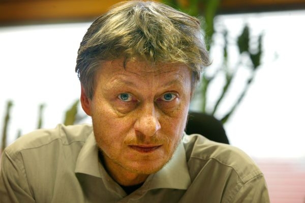 Richard Medek přenechal místo generálního ředitele svému zástupci. Richard Medek přenechal místo generálního ředitele svému zástupci.