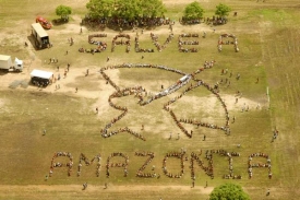 Lid&eacute; v Braz&iacute;lii protestuj&iacute; proti k&aacute;cen&iacute; pralesů.