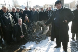 Velká sláva v ulicích Mitrovice.