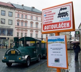 Stejný autovláček i pro Olomouc. Stejný autovláček i pro Olomouc.
